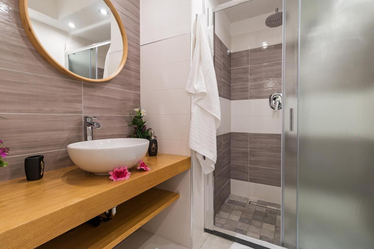 Purple Flower Suite Apartment Cala Gonone Exteriér fotografie