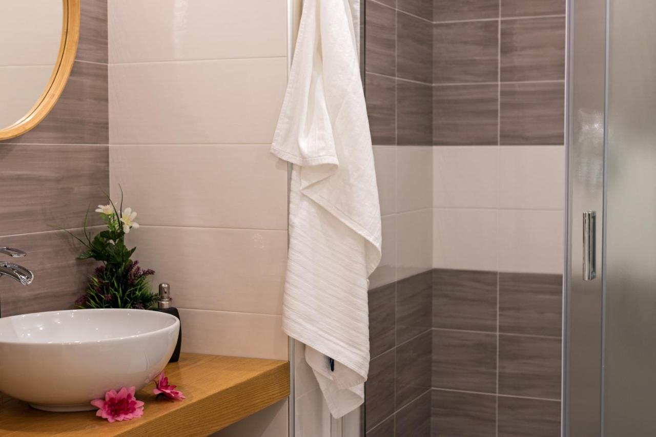 Purple Flower Suite Apartment Cala Gonone Exteriér fotografie