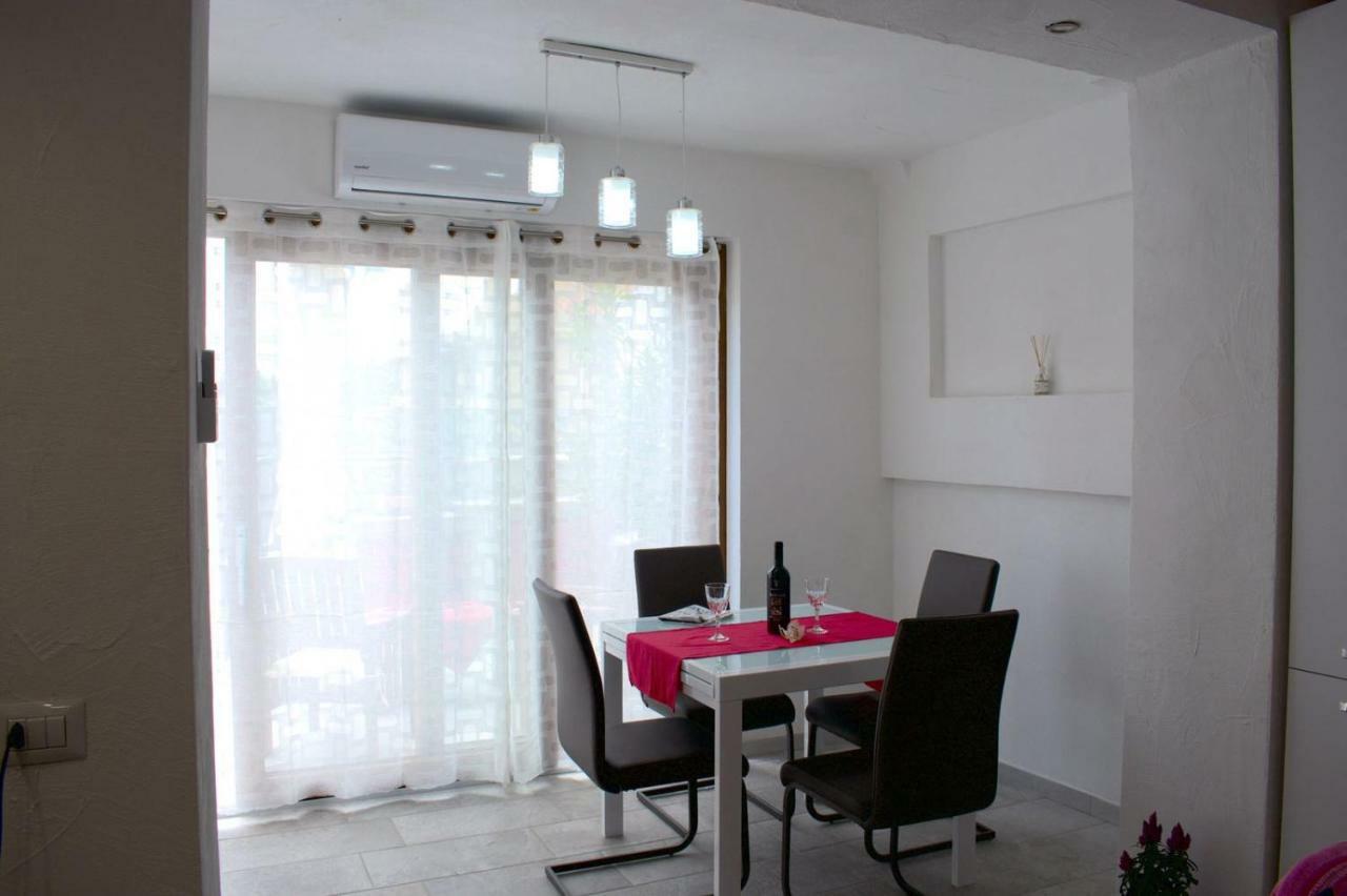 Purple Flower Suite Apartment Cala Gonone Exteriér fotografie